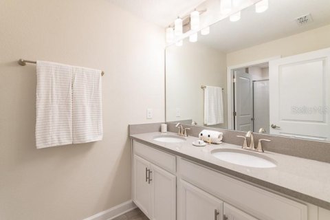 Touwnhouse à vendre à Kissimmee, Floride: 4 chambres, 177.81 m2 № 1784450 - photo 19