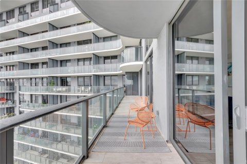 Снять в аренду кондоминиум в Майами, Флорида 1 спальня, 57.69м2, № 2060863 - фото 17