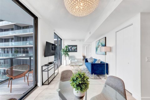 Снять в аренду кондоминиум в Майами, Флорида 1 спальня, 57.69м2, № 2060863 - фото 13