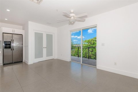 Купить кондоминиум в Дания-Бич, Флорида 3 спальни, 121.33м2, № 1958082 - фото 14