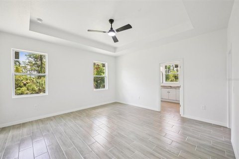 House in North Port, Florida 3 bedrooms, 153.47 sq.m. № 1801418 - photo 14