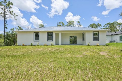House in North Port, Florida 3 bedrooms, 153.47 sq.m. № 1801418 - photo 28