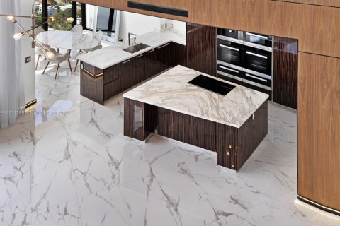 Condo in Sunny Isles Beach, Florida, 3 bedrooms  № 2015748 - photo 15