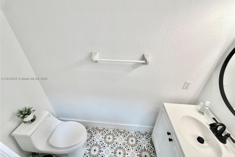 Adosado en alquiler en Doral, Florida, 3 dormitorios, 152.55 m2 № 1842687 - foto 11