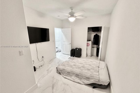 Townhouse in Doral, Florida 3 bedrooms, 152.55 sq.m. № 1842687 - photo 28