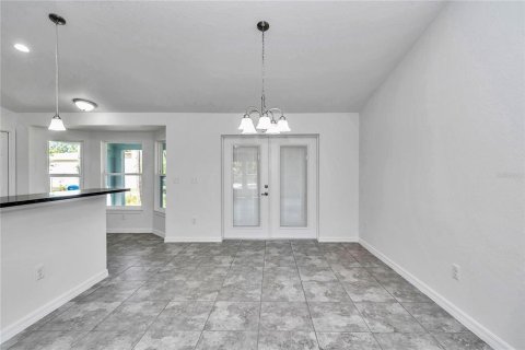 Villa ou maison à vendre à Summerfield, Floride: 3 chambres, 156.17 m2 № 1855808 - photo 5