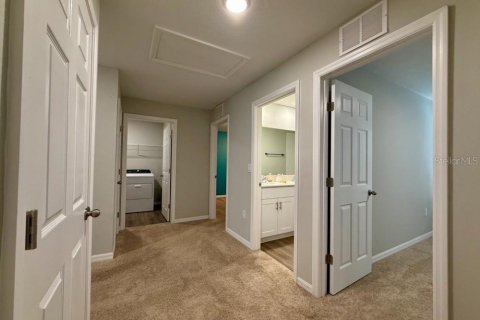House in Haines City, Florida 5 bedrooms, 272.48 sq.m. № 2267287 - photo 16