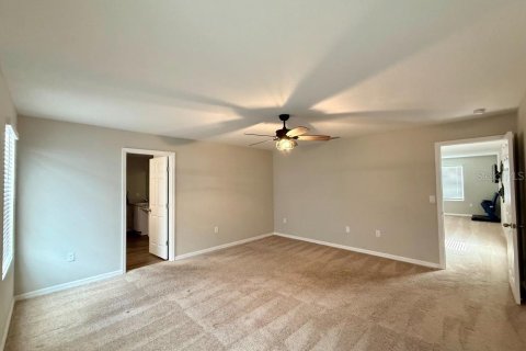House in Haines City, Florida 5 bedrooms, 272.48 sq.m. № 2267287 - photo 30