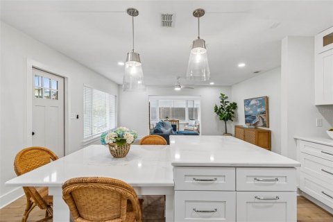 Casa en venta en Palm Harbor, Florida, 3 dormitorios, 162.58 m2 № 2204177 - foto 12