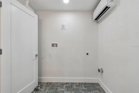Casa en venta en Palm Harbor, Florida, 3 dormitorios, 162.58 m2 № 2204177 - foto 26