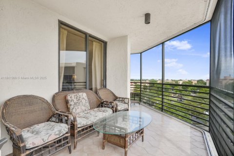 Condo in Lauderhill, Florida, 3 bedrooms  № 1834333 - photo 24