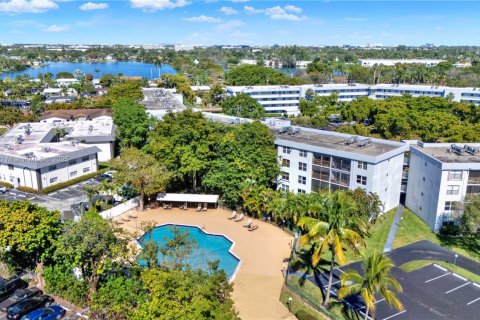 Condo in Oakland Park, Florida, 2 bedrooms  № 1860603 - photo 29