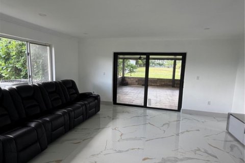 Villa ou maison à louer à Homestead, Floride: 4 chambres, 236.81 m2 № 1982548 - photo 30