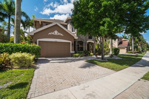 House in Wellington, Florida 5 bedrooms, 357.21 sq.m. № 2188543