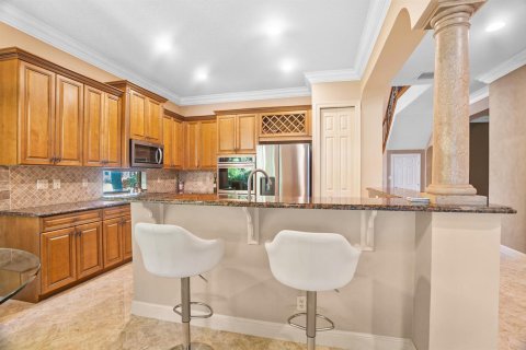 House in Wellington, Florida 5 bedrooms, 357.21 sq.m. № 2188543 - photo 14