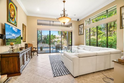 House in Wellington, Florida 5 bedrooms, 357.21 sq.m. № 2188543 - photo 18