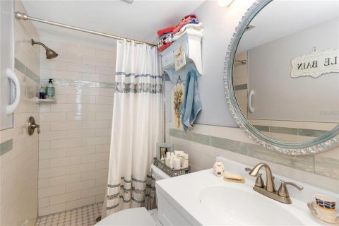 Condo in Clearwater, Florida, 2 bedrooms № 219072 - photo 30