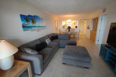 Copropriété à louer à Jensen Beach, Floride: 2 chambres, 107.21 m2 № 1935799 - photo 5