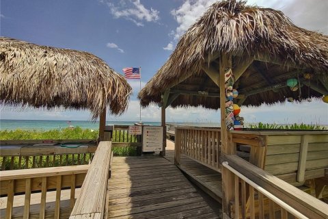 Copropriété à louer à Jensen Beach, Floride: 2 chambres, 107.21 m2 № 1935799 - photo 19
