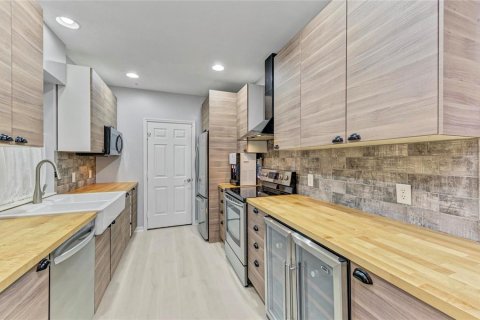 Copropriété à vendre à Bradenton, Floride: 3 chambres, 141.21 m2 № 2093092 - photo 13