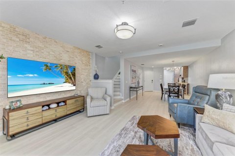 Copropriété à vendre à Bradenton, Floride: 3 chambres, 141.21 m2 № 2093092 - photo 11