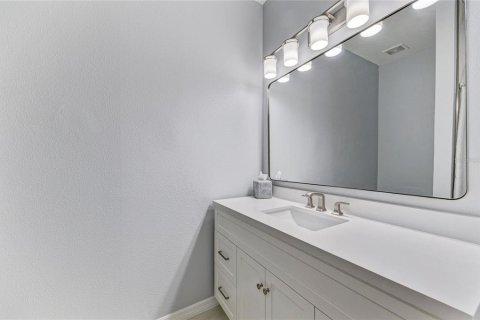 Copropriété à vendre à Bradenton, Floride: 3 chambres, 141.21 m2 № 2093092 - photo 24
