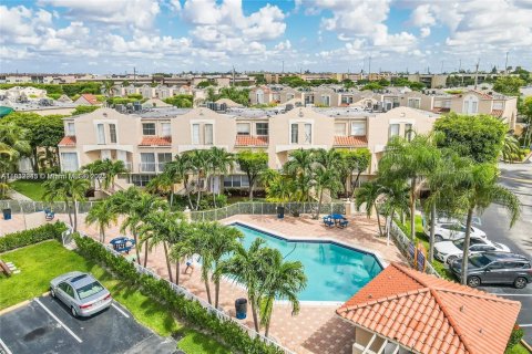 Copropriété à louer à Miami, Floride: 1 chambre, 62.8 m2 № 1940639 - photo 13