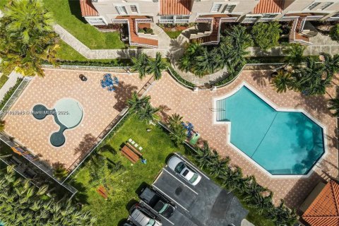 Copropriété à louer à Miami, Floride: 1 chambre, 62.8 m2 № 1940639 - photo 14