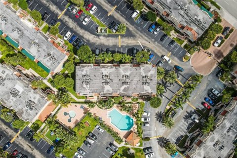 Copropriété à louer à Miami, Floride: 1 chambre, 62.8 m2 № 1940639 - photo 4