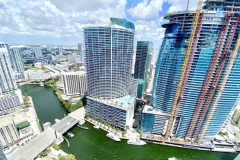 Кондоминиум с 1 спальней в Майами, Флорида № 2064890