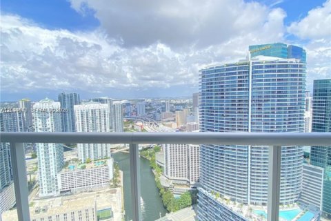 Снять в аренду кондоминиум в Майами, Флорида 1 спальня, 55.46м2, № 2064890 - фото 2
