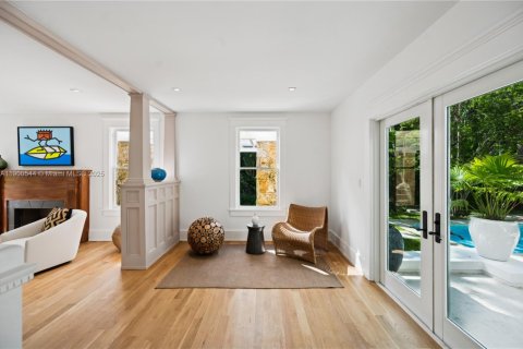 Casa en venta en Miami, Florida, 6 dormitorios, 623.1 m2 № 1953789 - foto 10
