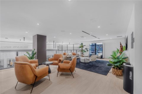 Condo in Miami, Florida, 1 bedroom  № 2042622 - photo 29