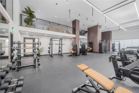 Condo in Miami, Florida, 1 bedroom  № 2042622 - photo 21