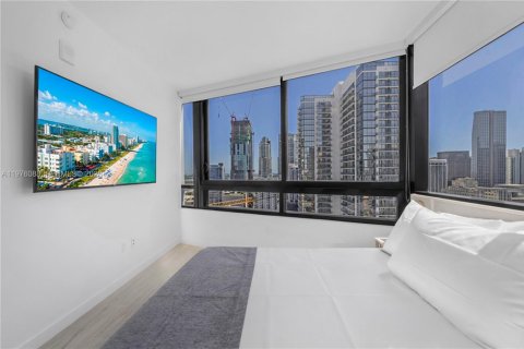 Condo in Miami, Florida, 1 bedroom  № 2042622 - photo 15