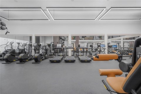 Condo in Miami, Florida, 1 bedroom  № 2042622 - photo 25