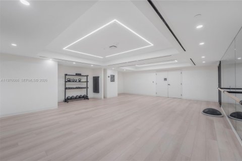 Condo in Miami, Florida, 1 bedroom  № 2042622 - photo 23