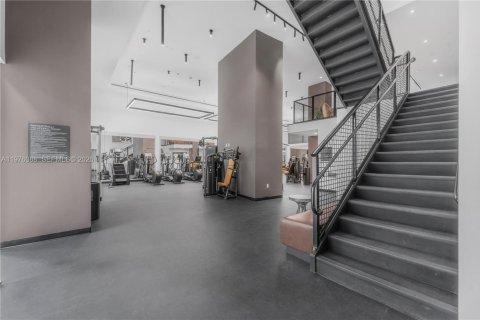 Condo in Miami, Florida, 1 bedroom  № 2042622 - photo 16