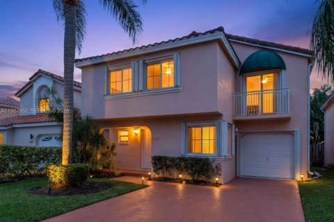 Villa ou maison à vendre à Dania Beach, Floride: 3 chambres, 128.21 m2 № 2048939 - photo 3