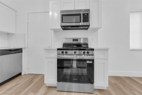 Villa ou maison à vendre à Dania Beach, Floride: 3 chambres, 128.21 m2 № 2048939 - photo 10