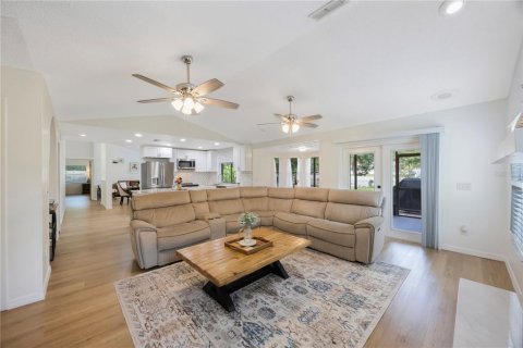 Villa ou maison à vendre à Wesley Chapel, Floride: 4 chambres, 218.04 m2 № 1746992 - photo 20