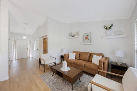 Villa ou maison à vendre à Wesley Chapel, Floride: 4 chambres, 218.04 m2 № 1746992 - photo 7