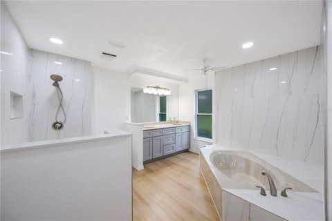 Villa ou maison à vendre à Wesley Chapel, Floride: 4 chambres, 218.04 m2 № 1746992 - photo 24