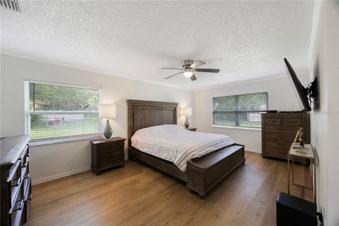 Villa ou maison à vendre à Wesley Chapel, Floride: 4 chambres, 218.04 m2 № 1746992 - photo 21