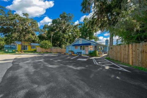 Commercial property in Belleview, Florida 148.27 sq.m. № 1253498 - photo 2