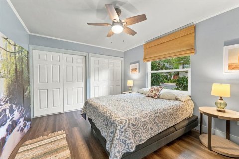 Condo in Tampa, Florida, 1 bedroom  № 2400296 - photo 17