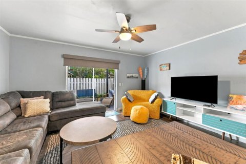 Condo in Tampa, Florida, 1 bedroom  № 2400296 - photo 12