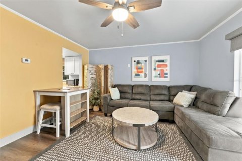 Condo in Tampa, Florida, 1 bedroom  № 2400296 - photo 15