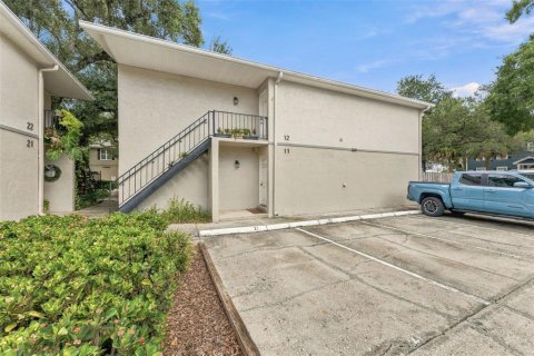 Condo in Tampa, Florida, 1 bedroom  № 2400296 - photo 2
