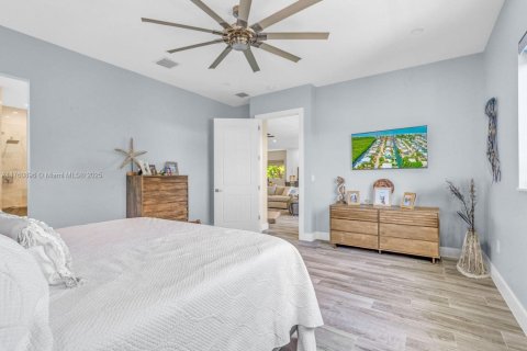 House in Islamorada, Village of Islands, Florida 4 bedrooms № 2012726 - photo 28